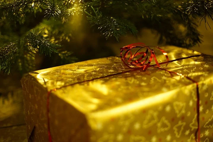 Tradycje Bożego Narodzenia – dlaczego dzielimy się opłatkami